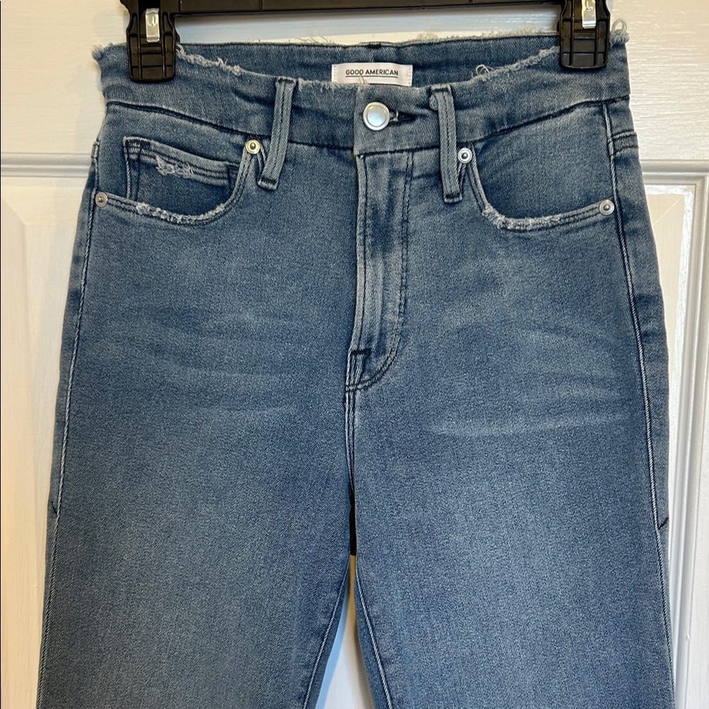 Good American High Rise Straight Leg Jeans, 2/26